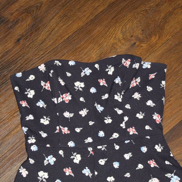 French Connection Floral Sleeveless Romper Size 0 - Picture 7 of 10